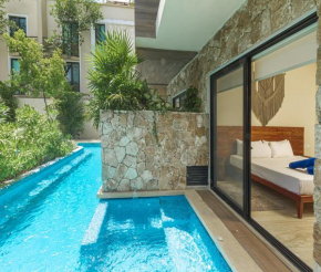 New Swim Up with Prívate Jacuzzi